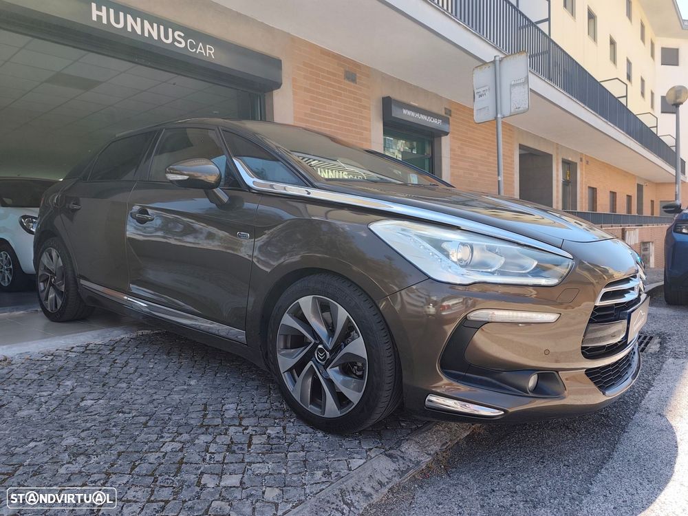 DS DS5 2.0 Hybrid4 Sport Chic - 1