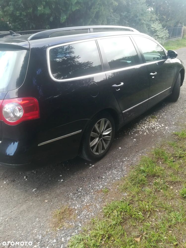 Volkswagen Passat - 2