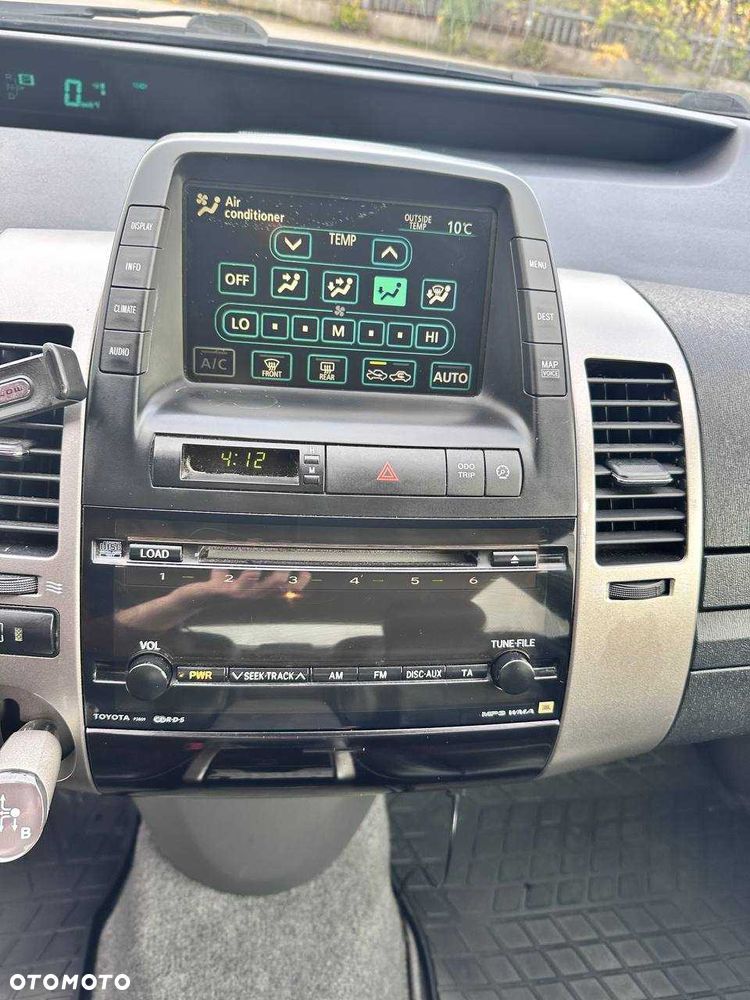 Toyota Prius - 11