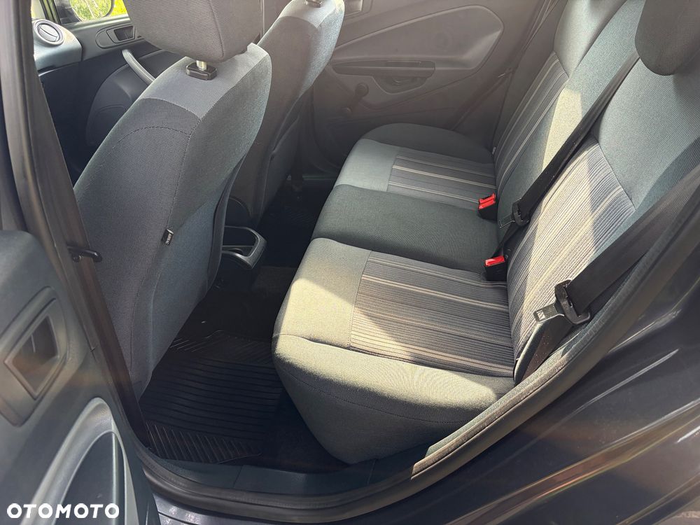 Ford Fiesta 1.4 Titanium - 28
