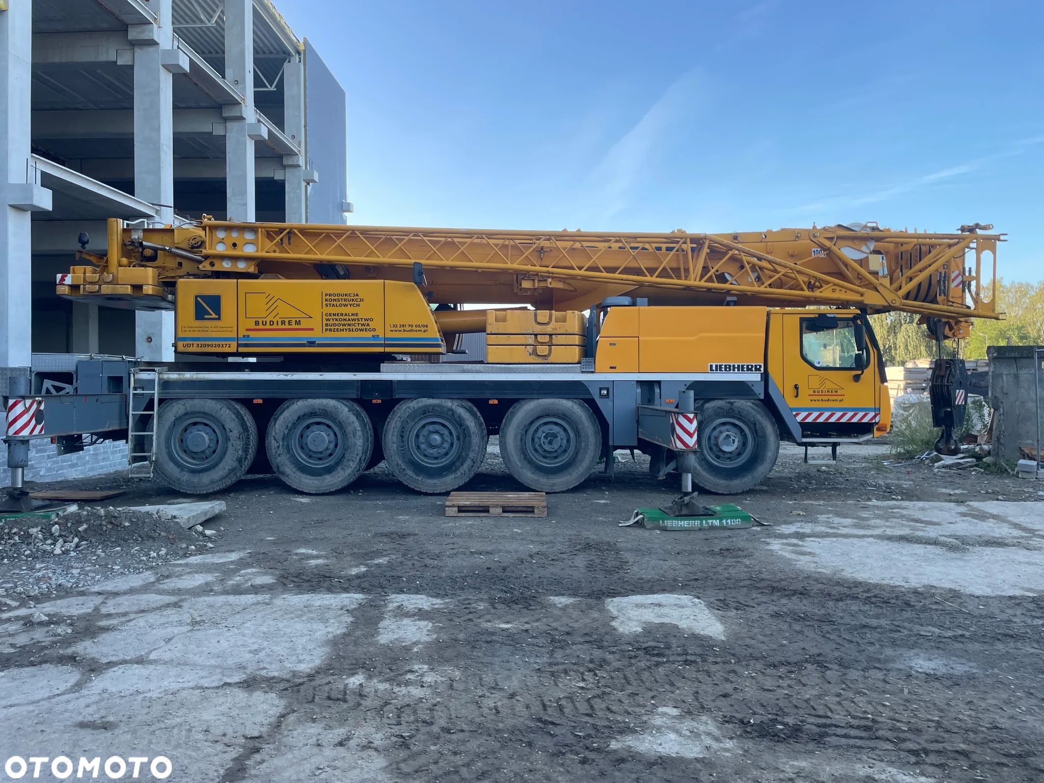 Liebherr LTM1100 - 1