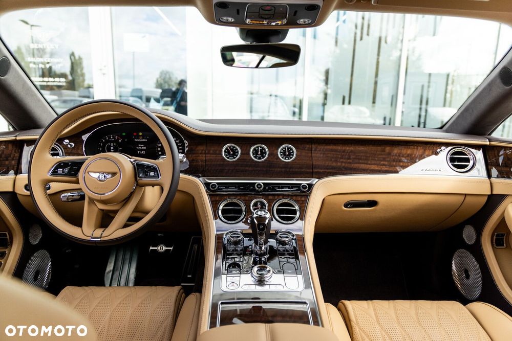 Bentley Continental GT - 7