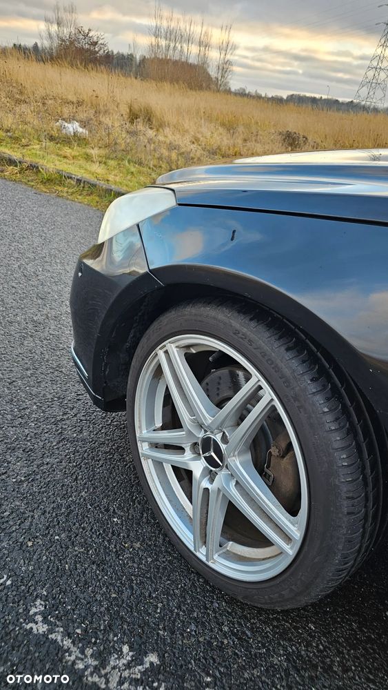 Mercedes-Benz Klasa E - 12