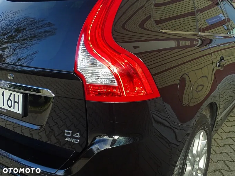 Volvo XC 60 D4 AWD Summum - 24