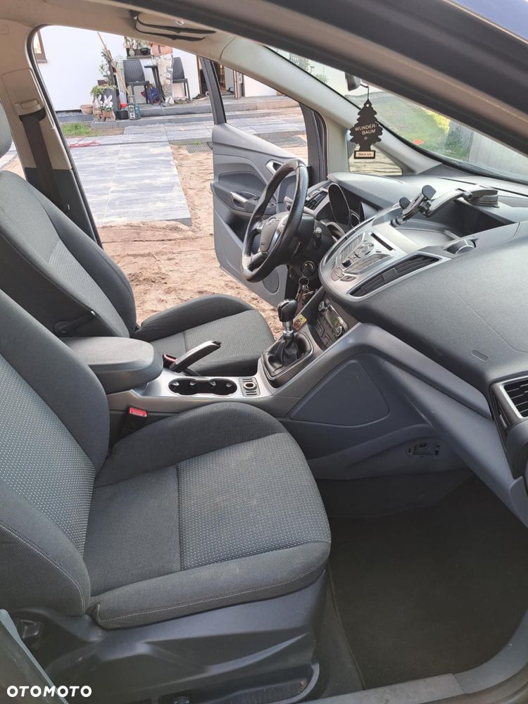 Ford Grand C-MAX - 14