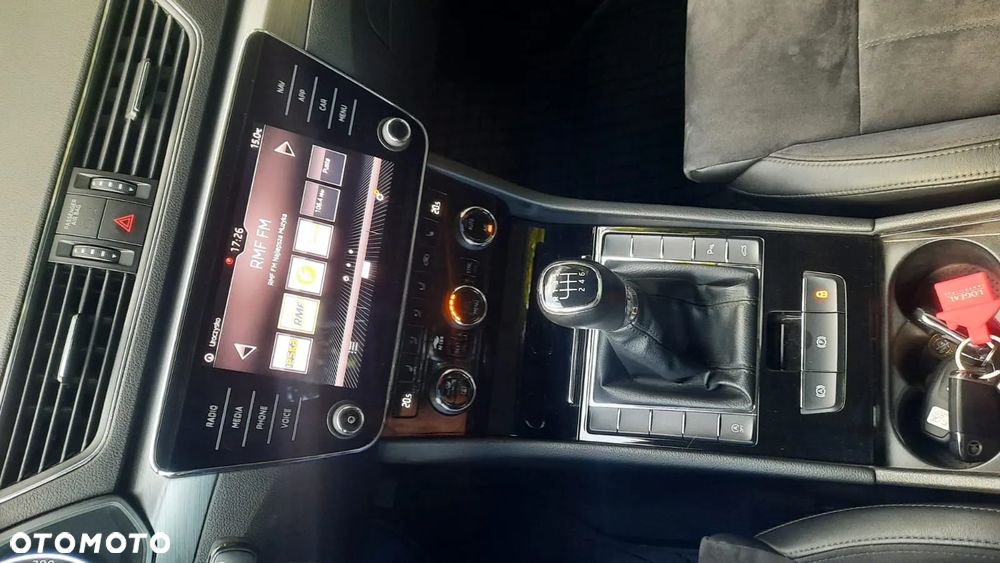 Skoda Superb 2.0 TDI Style - 10