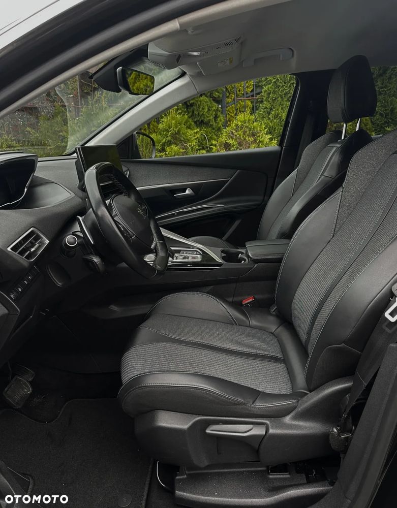 Peugeot 3008 1.6 PureTech Hybrid PHEV Allure Pack S&S EAT8 - 22