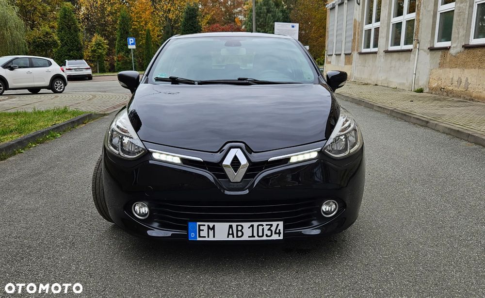 Renault Clio 1.2 16V 75 Expression - 10