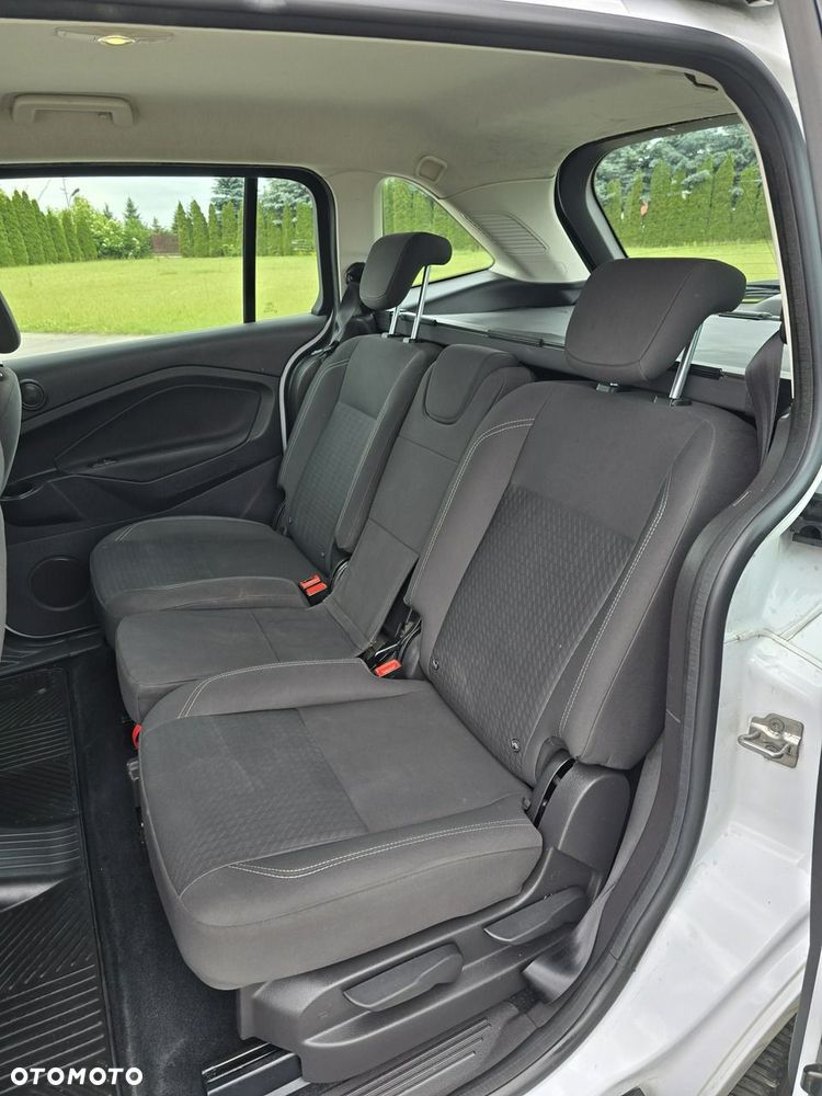 Ford Grand C-MAX - 18