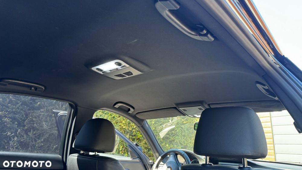 BMW Seria 3 320d - 15