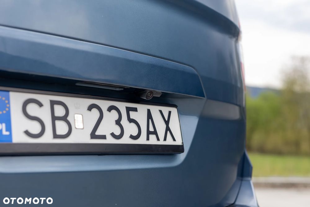 Ford Tourneo Courier - 12