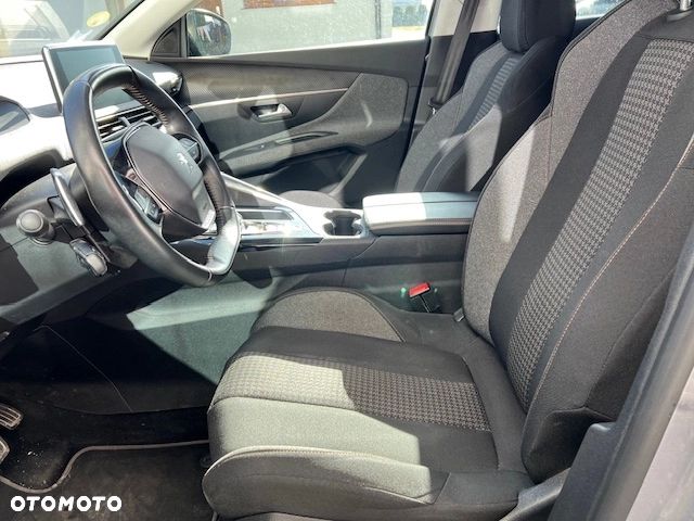 Peugeot 3008 1.5 BlueHDi Active S&S EAT8 - 6