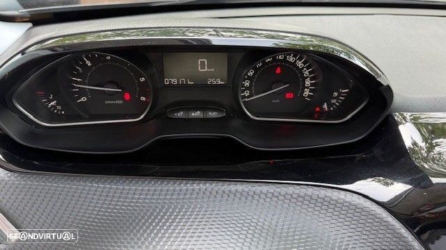 Peugeot 2008 1.5 BlueHDi Signature - 8