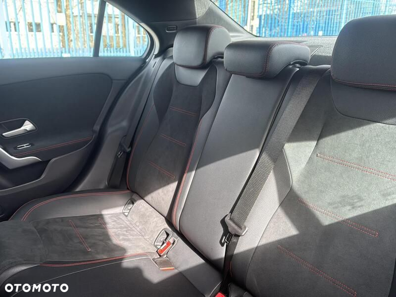 Mercedes-Benz Klasa A 200 AMG Line 7G-DCT - 17