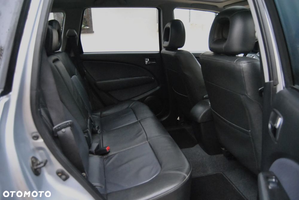 Mitsubishi Outlander 2.0 4WD Invite - 8
