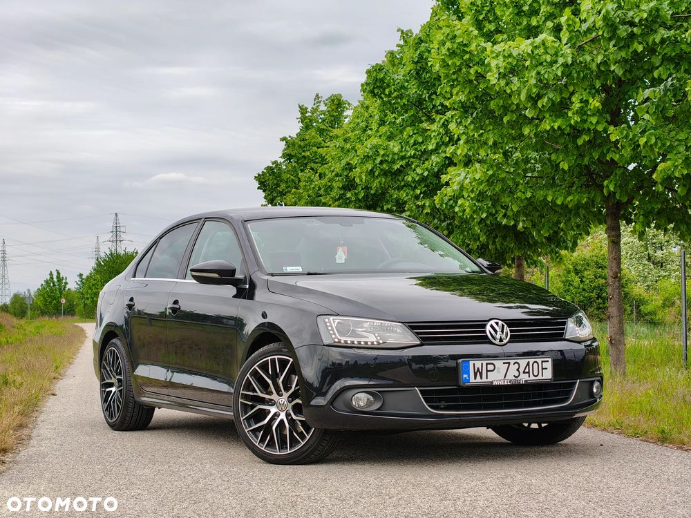 Volkswagen Jetta 1.4 TSI Highline Optimum DSG - 2