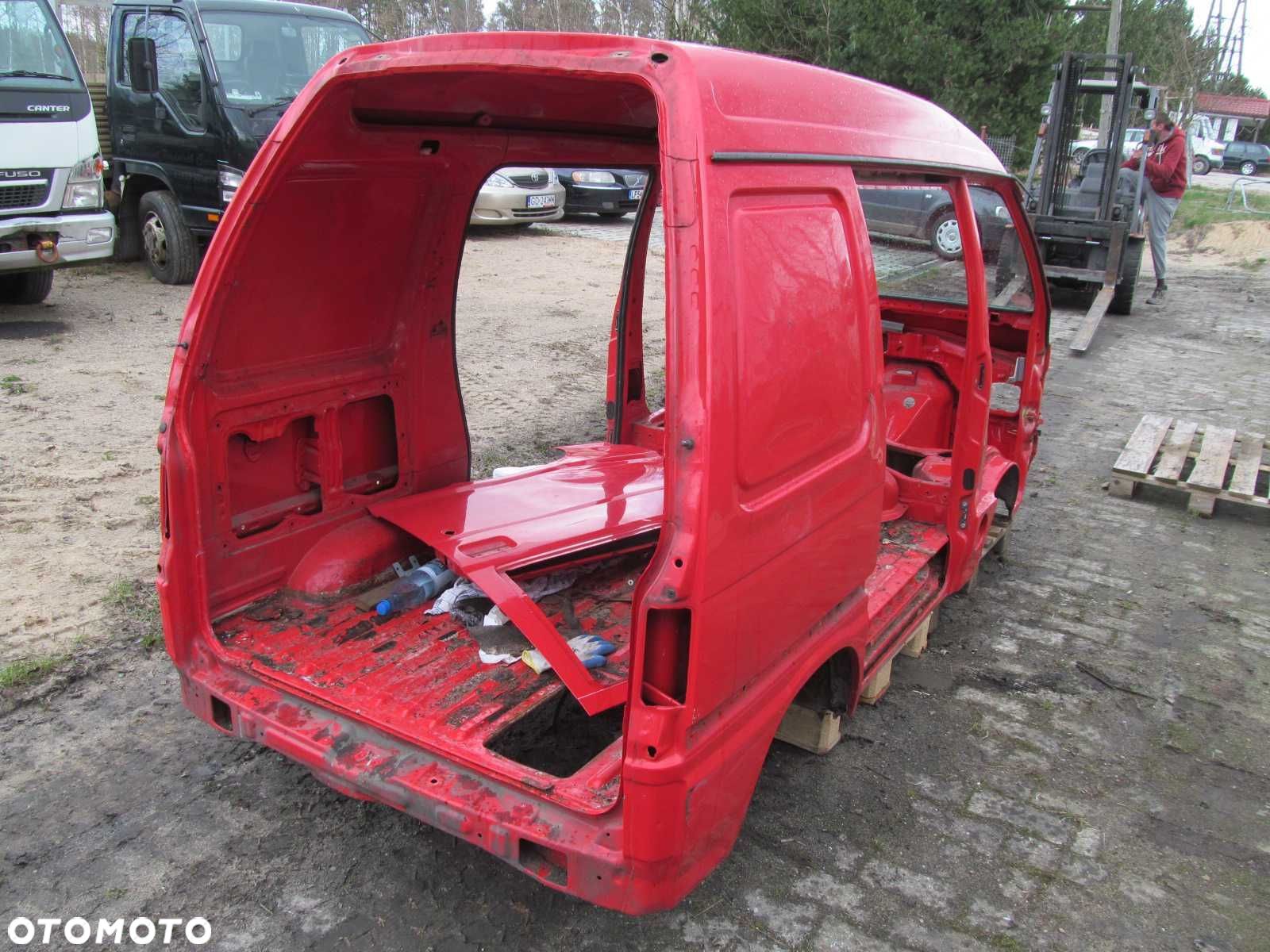 PIAGGIO PORTER HIJET 06-16 CWIARTKA BLOTNIK TYL PRAWY - 1