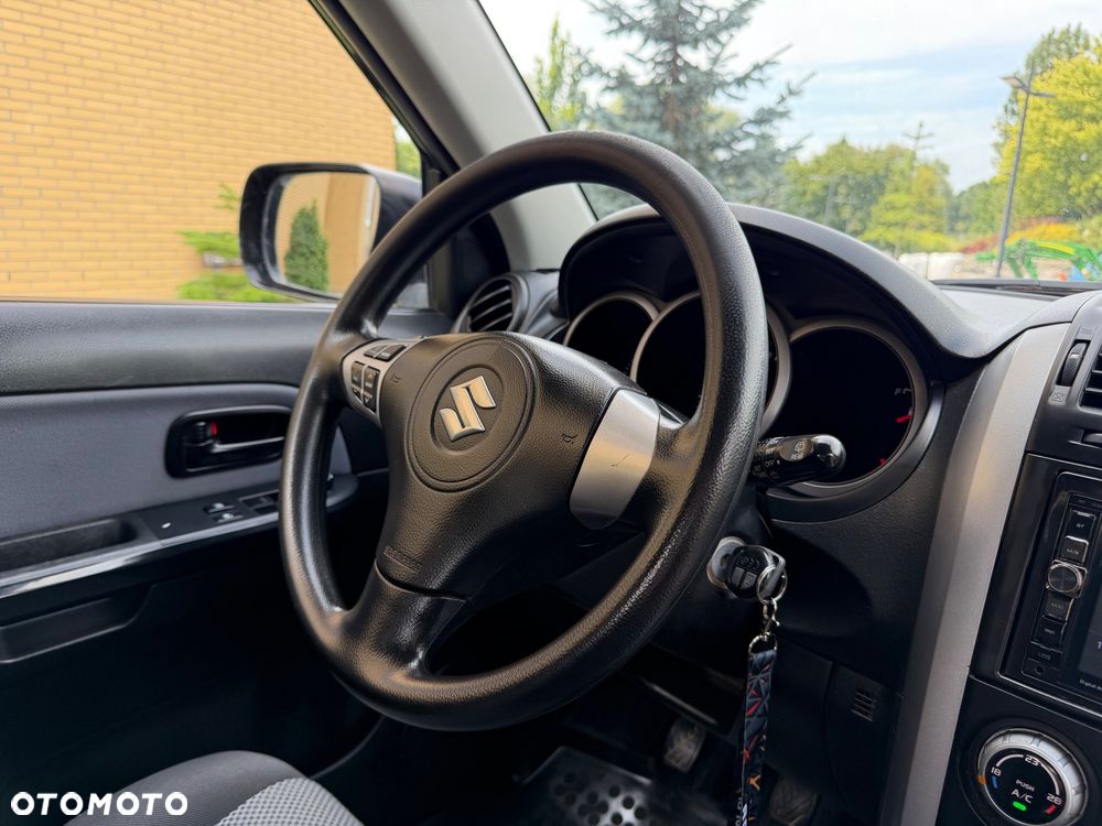 Suzuki Grand Vitara 1.9 DDiS Comfort - 18