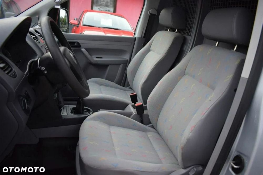 Volkswagen CADDY - 7
