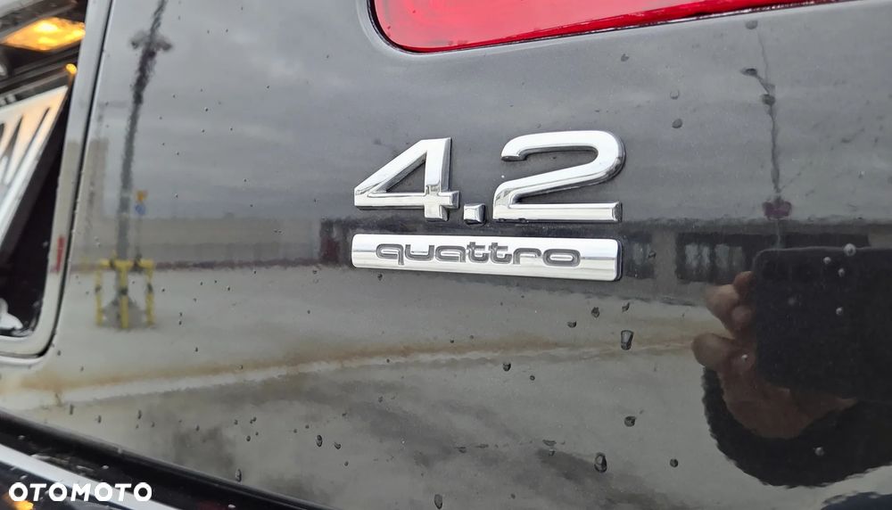 Audi A8 4.2 FSI Quattro - 39