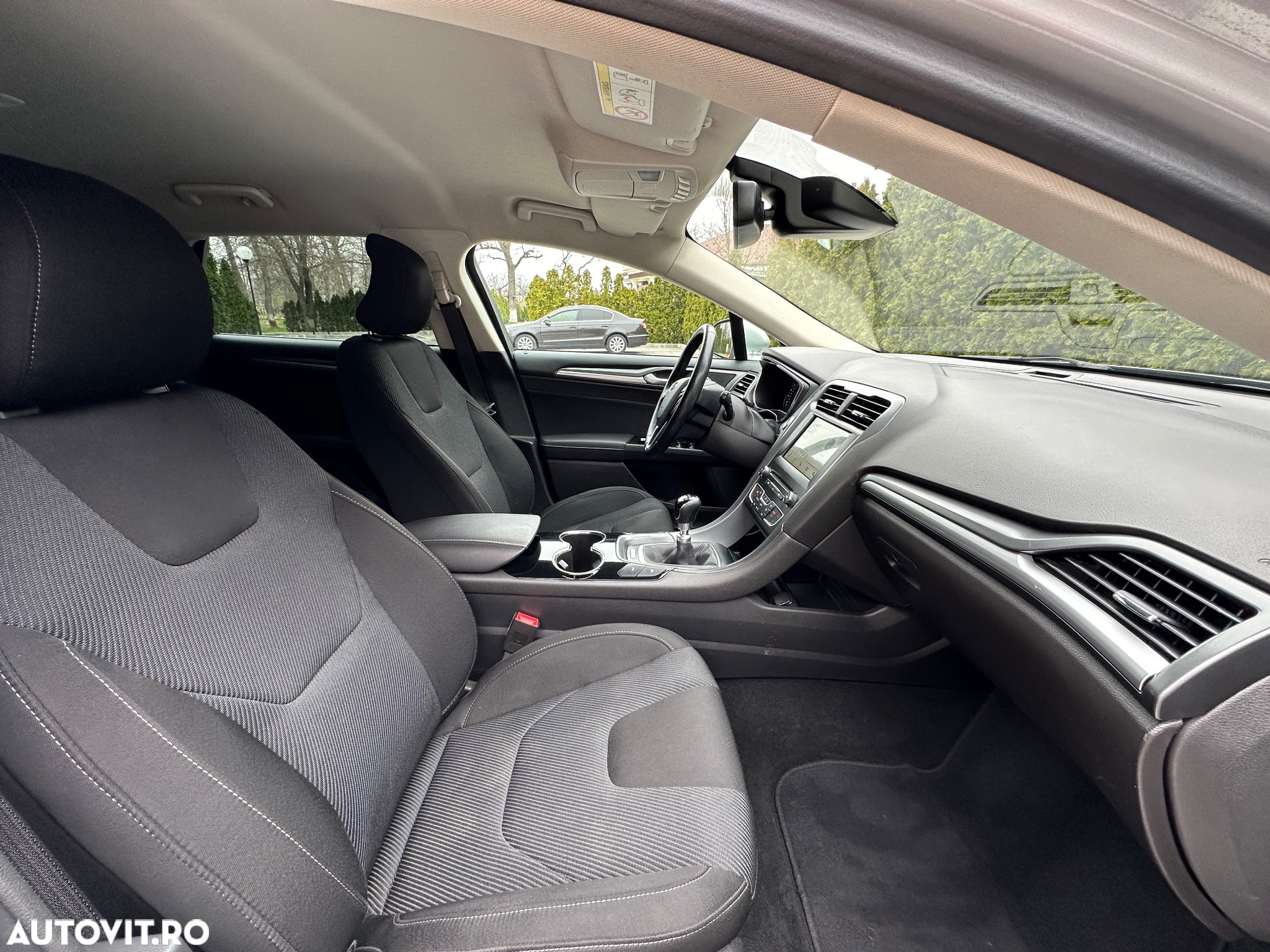 Ford Mondeo - 11