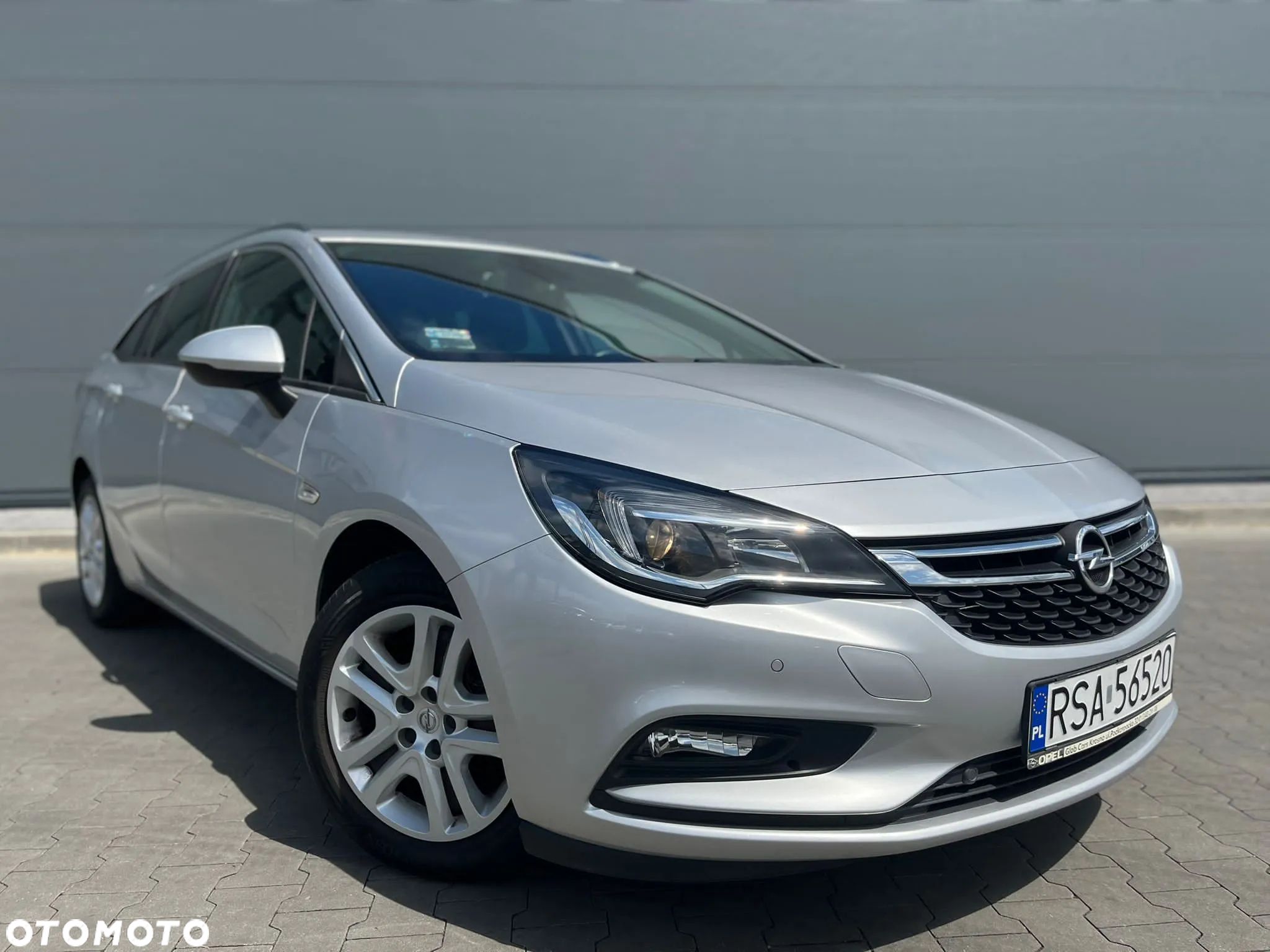 Opel Astra V 1.4 T Enjoy - 1
