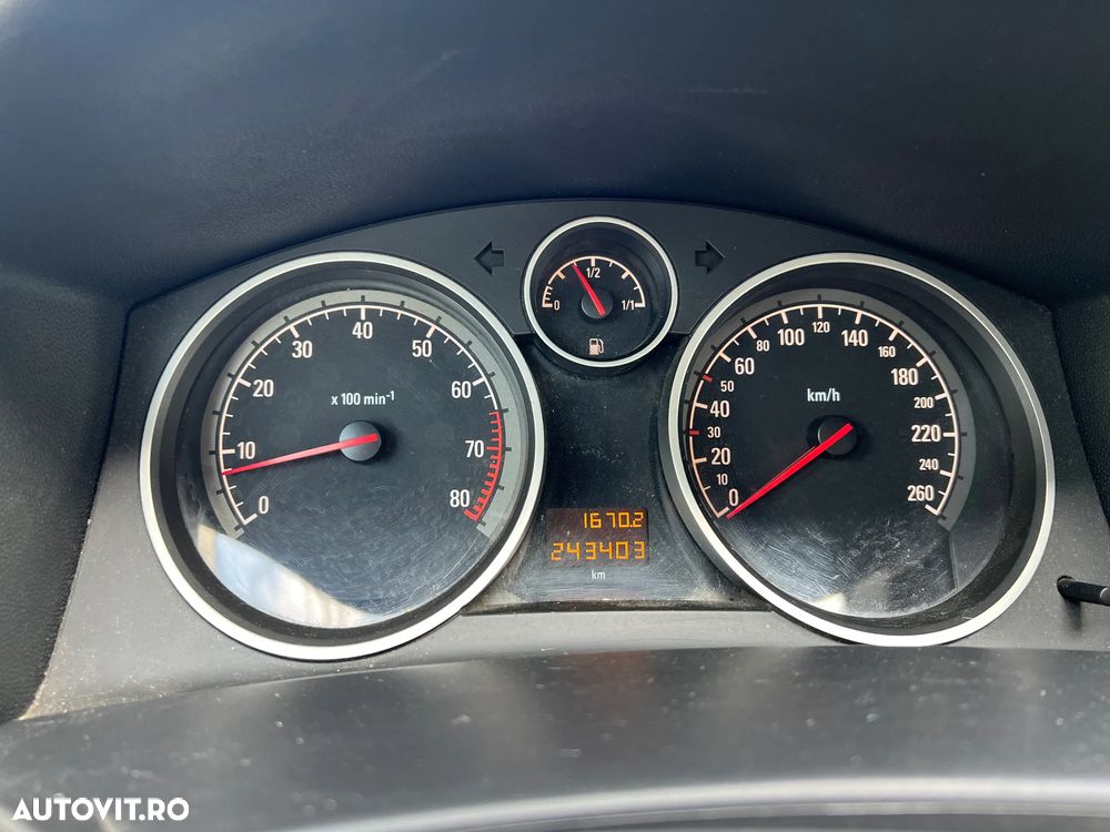 Opel Astra - 10