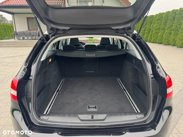 Peugeot 308 - 25
