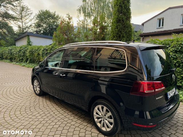 Volkswagen Sharan 2.0 TDI 4Mot Highline DSG - 4