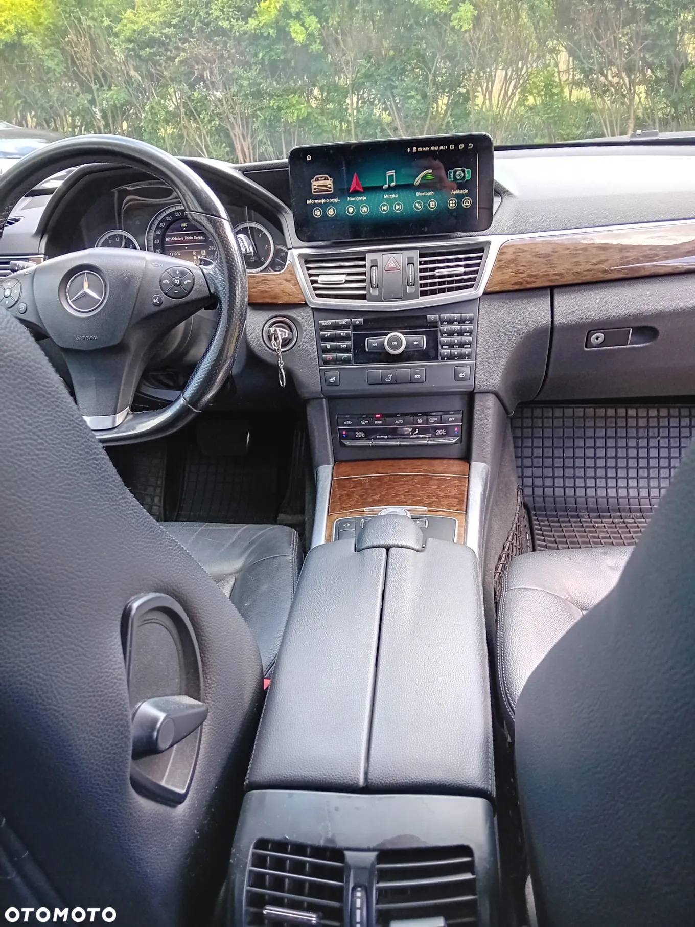 Mercedes-Benz Klasa E - 9
