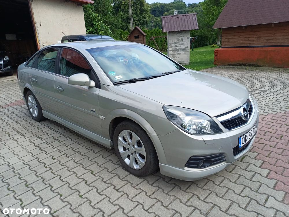 Opel Vectra 1.9 CDTI Sport / GTS - 4