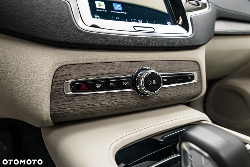 Volvo XC 90 - 27