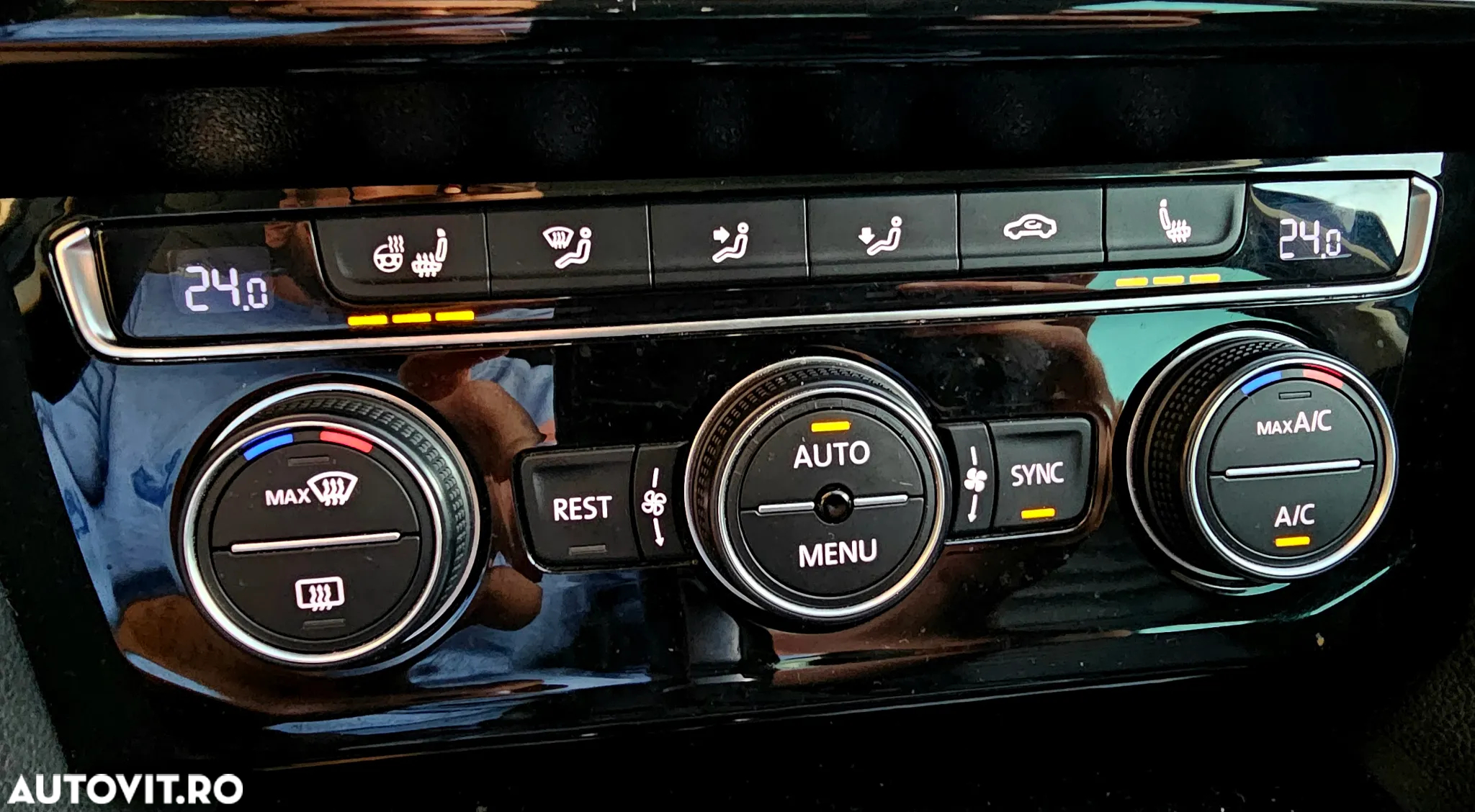 Volkswagen Passat - 23