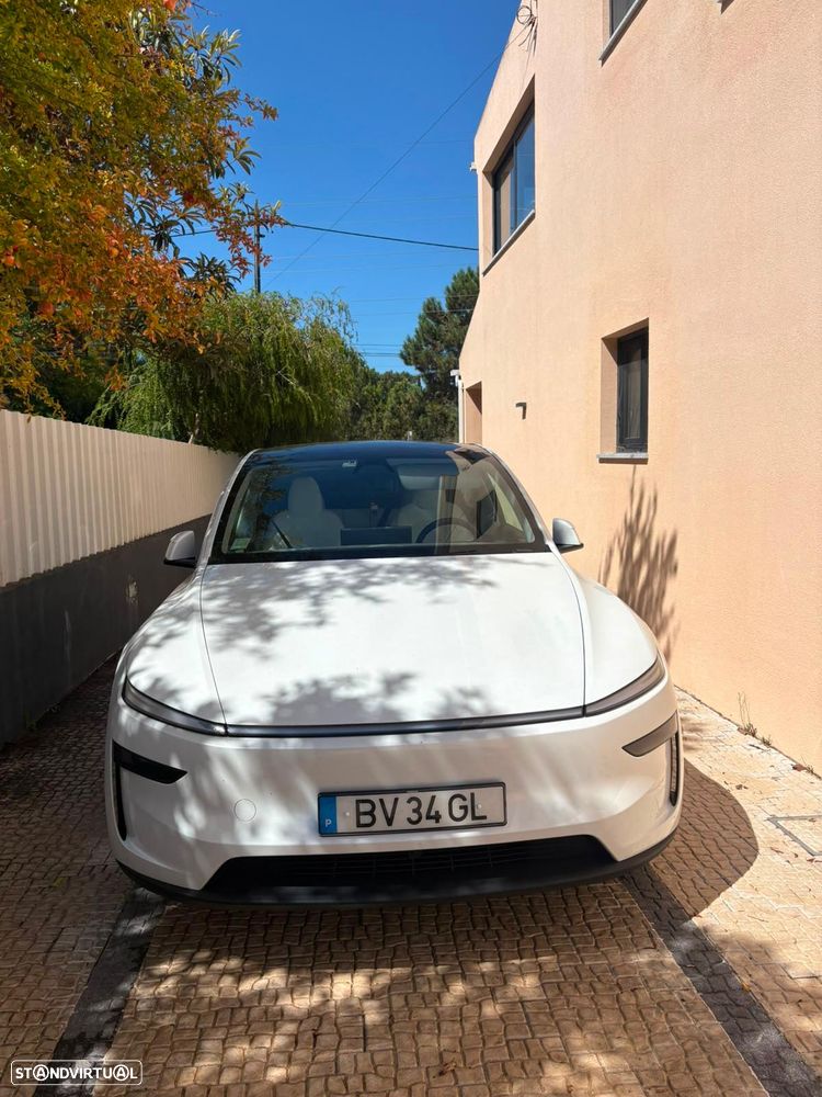 Tesla Model Y Long Range Tração Traseira - 3