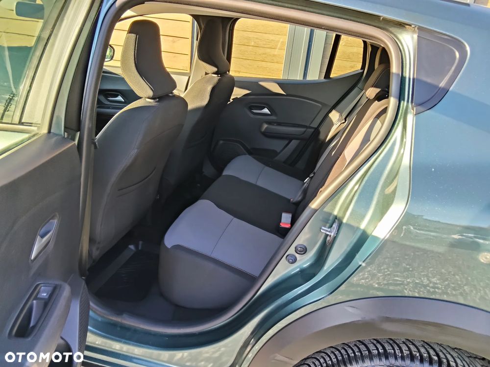 Dacia Sandero Stepway TCe 90 Expression + - 28