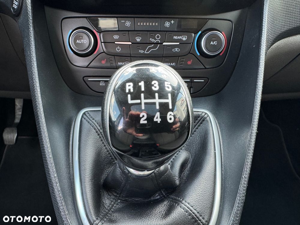 Ford Tourneo Connect Gr 1.5 EcoBlue Titanium - 30