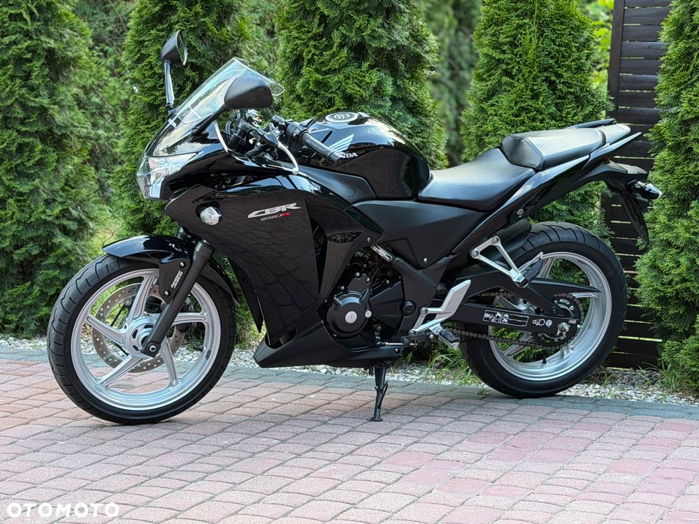 Honda CBR - 6