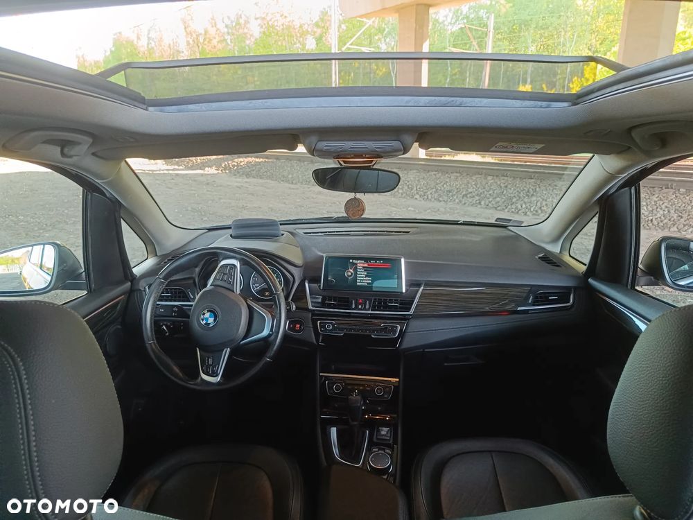 BMW Seria 2 220i Sport-Aut Luxury Line - 11