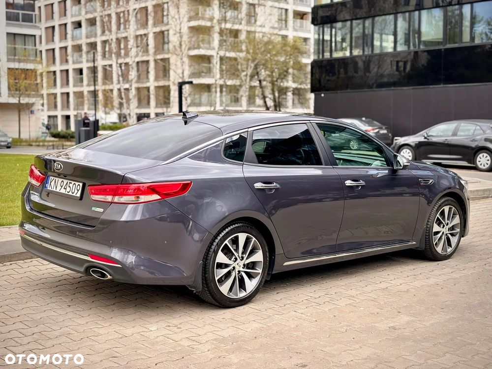 Kia Optima 1.7 CRDI L DCT - 4