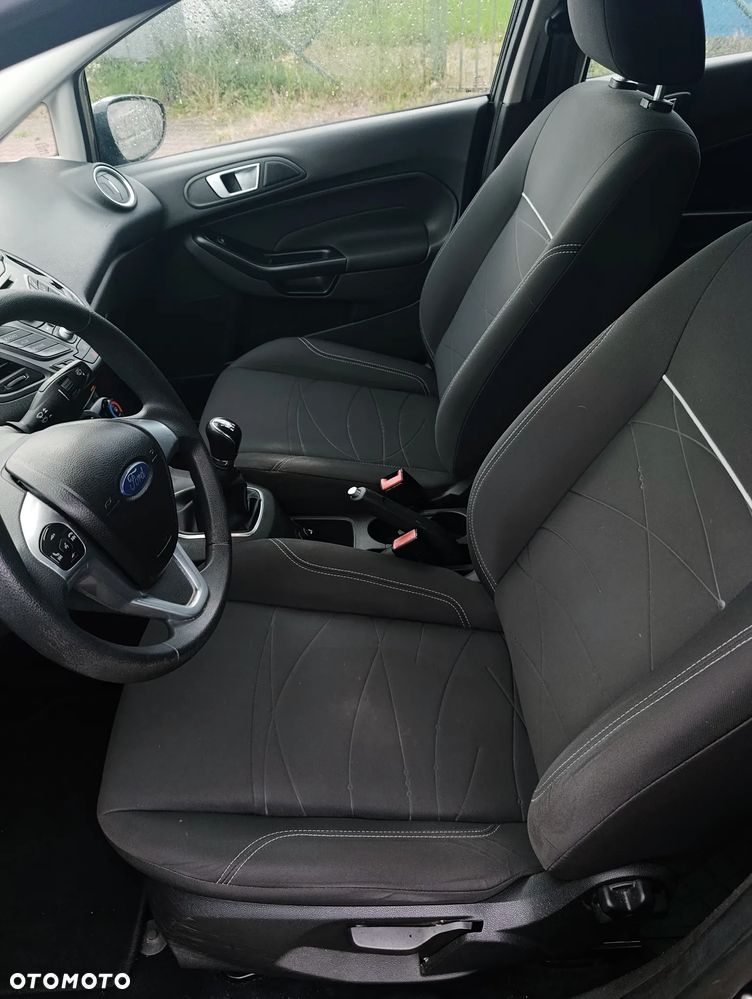 Ford Fiesta 1.0 Champions Edition - 15