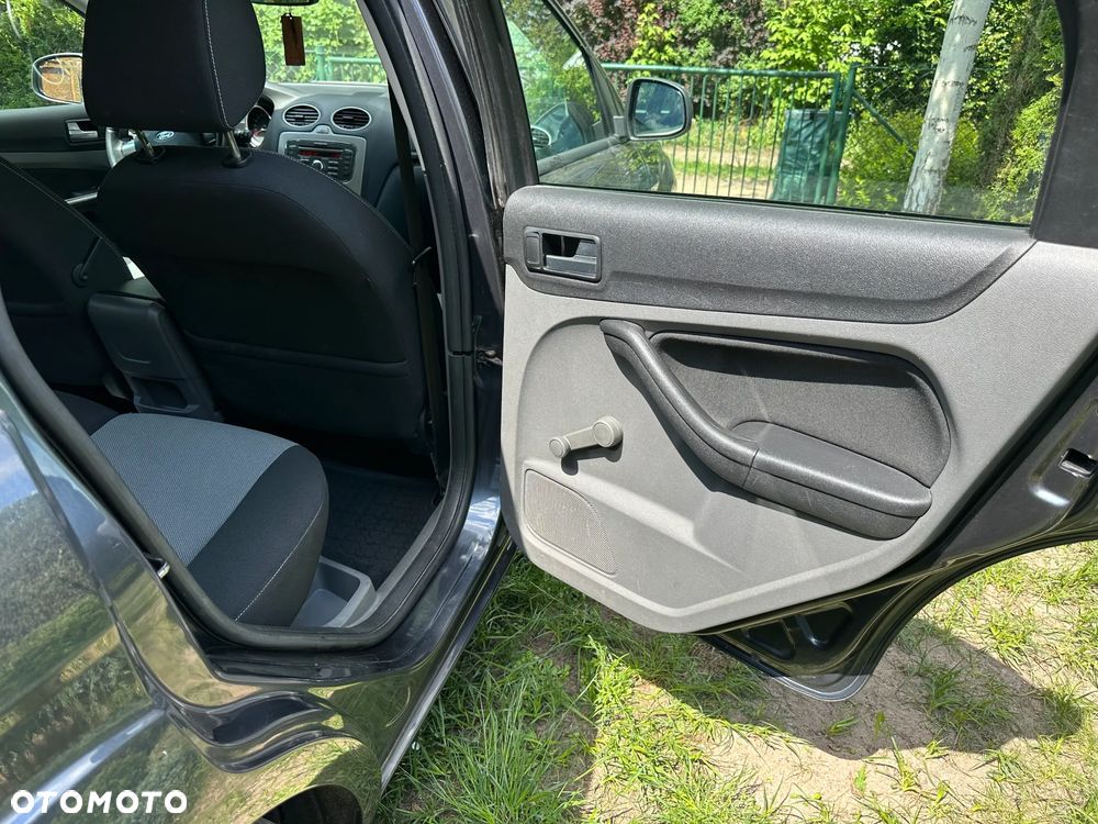 Ford Focus 1.6 Gold X EU5 - 17