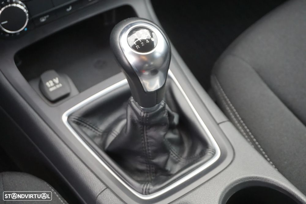 Mercedes-Benz B 180 CDi BlueEfficiency - 32