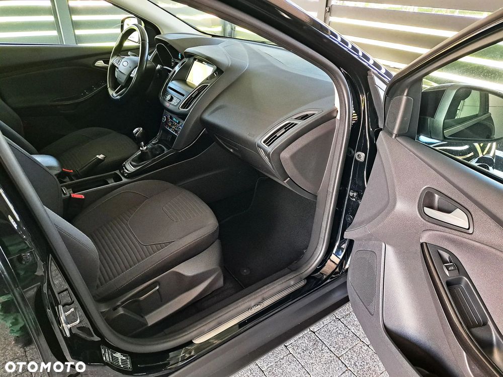 Ford Focus - 7