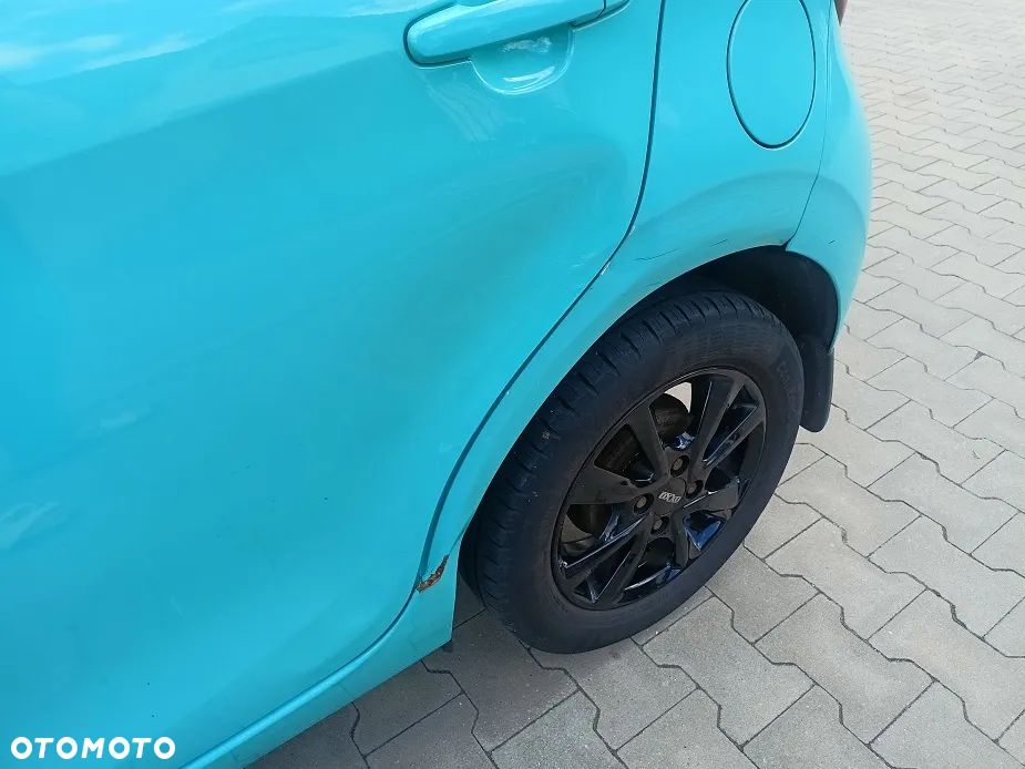 Citroën C1 PureTech 82 SELECTION - 12