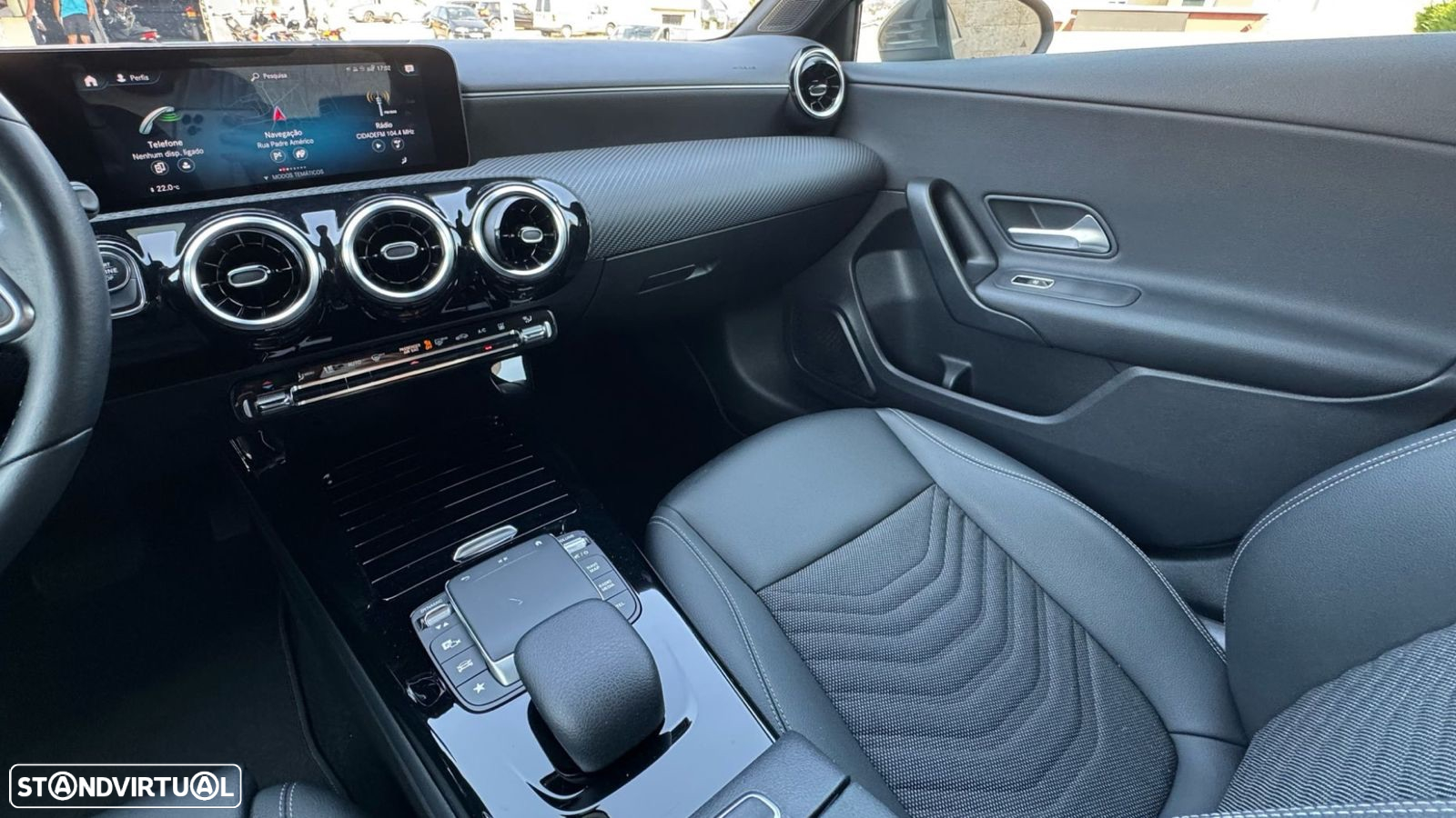 Mercedes-Benz A 250 Limousine e Style Plus - 12