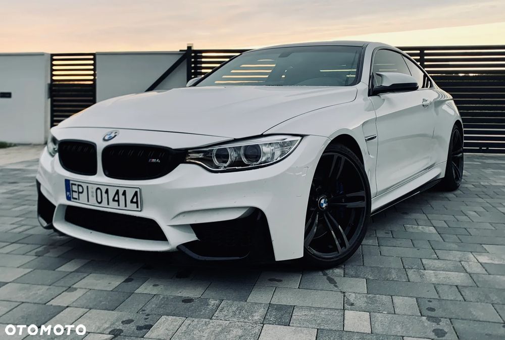 BMW M4 Coupe DKG - 3
