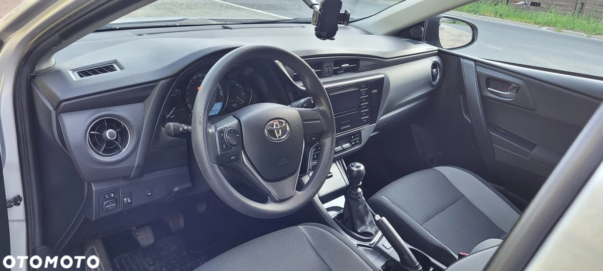 Toyota Auris 1.6 Active - 9