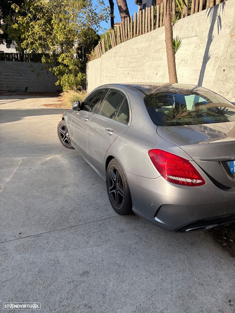 Mercedes-Benz C 300 h AMG Line - 12