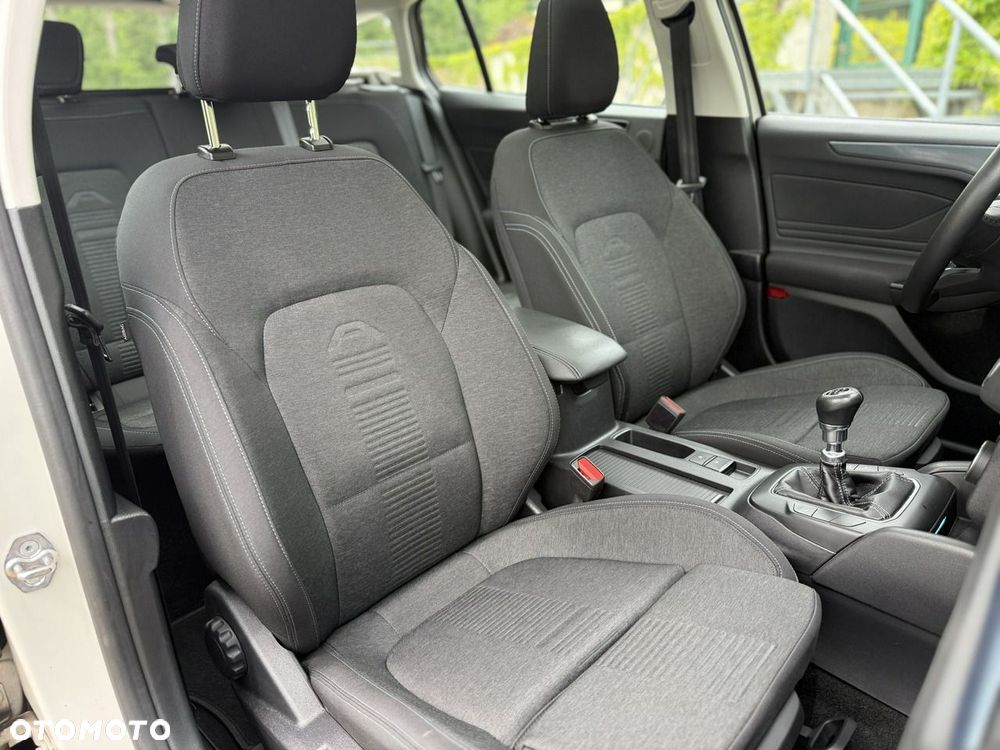 Ford Focus - 9