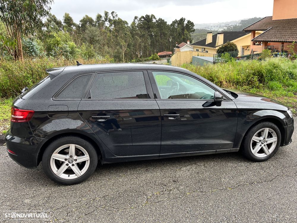 Audi A3 Sportback 30 TDI - 4